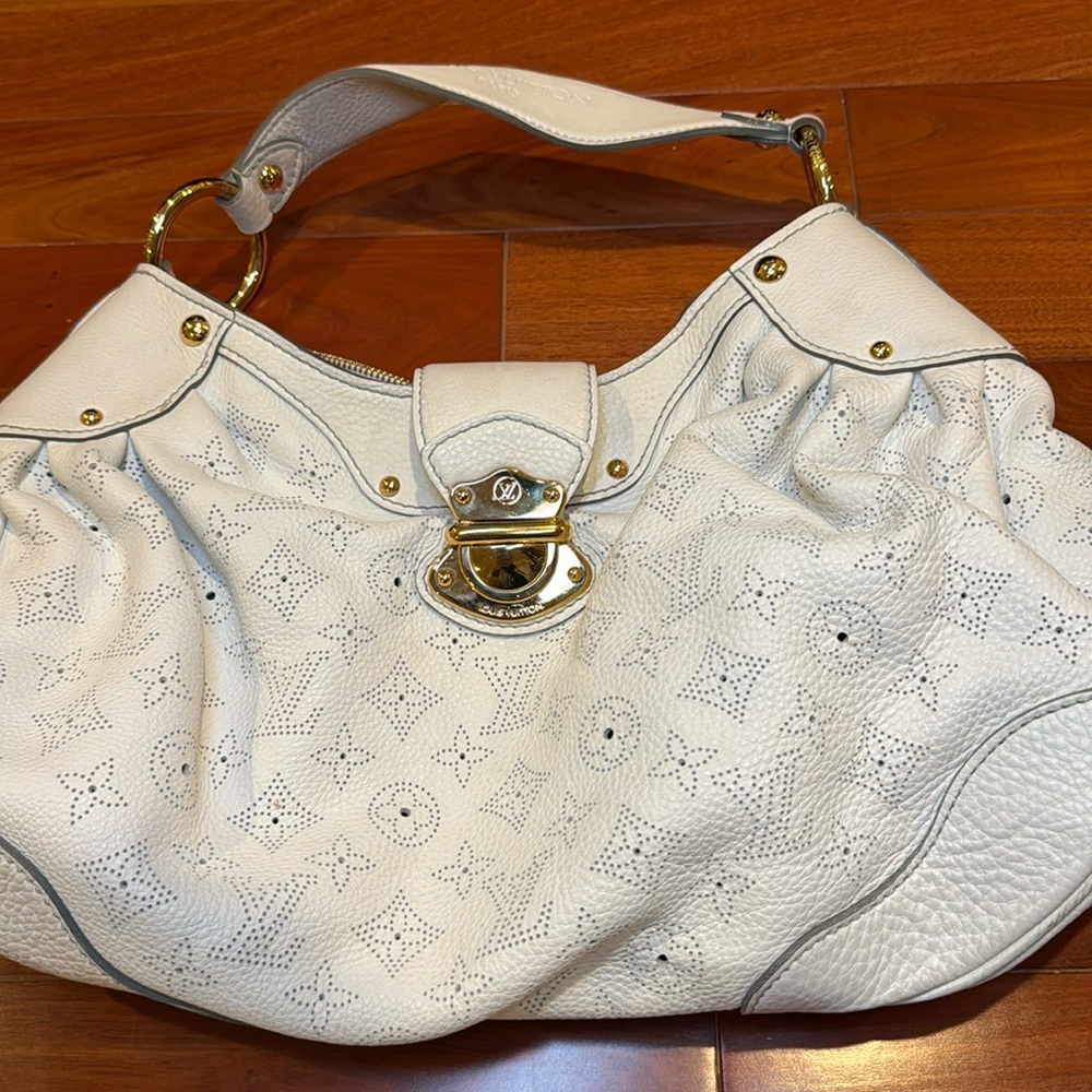 Louis Vuitton leather handbag - shoulder bad - Mahina white